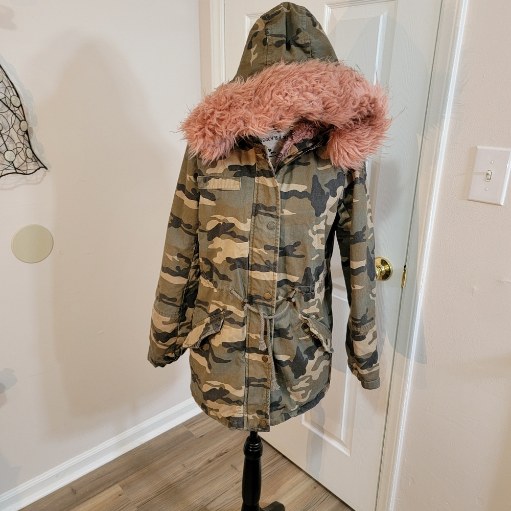 Ci Sono  Women's Camo Jacket  Size S Sherpa Quilted Lined Hooded Pink Faux Fur - Picture 13 of 14